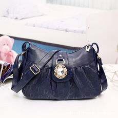 保定白溝新城云璐箱包銷(xiāo)售部