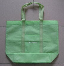 供應(yīng)專(zhuān)業(yè)制作無(wú)紡布袋2 蒼南利達(dá)無(wú)紡布制袋廠 無(wú)紡布袋